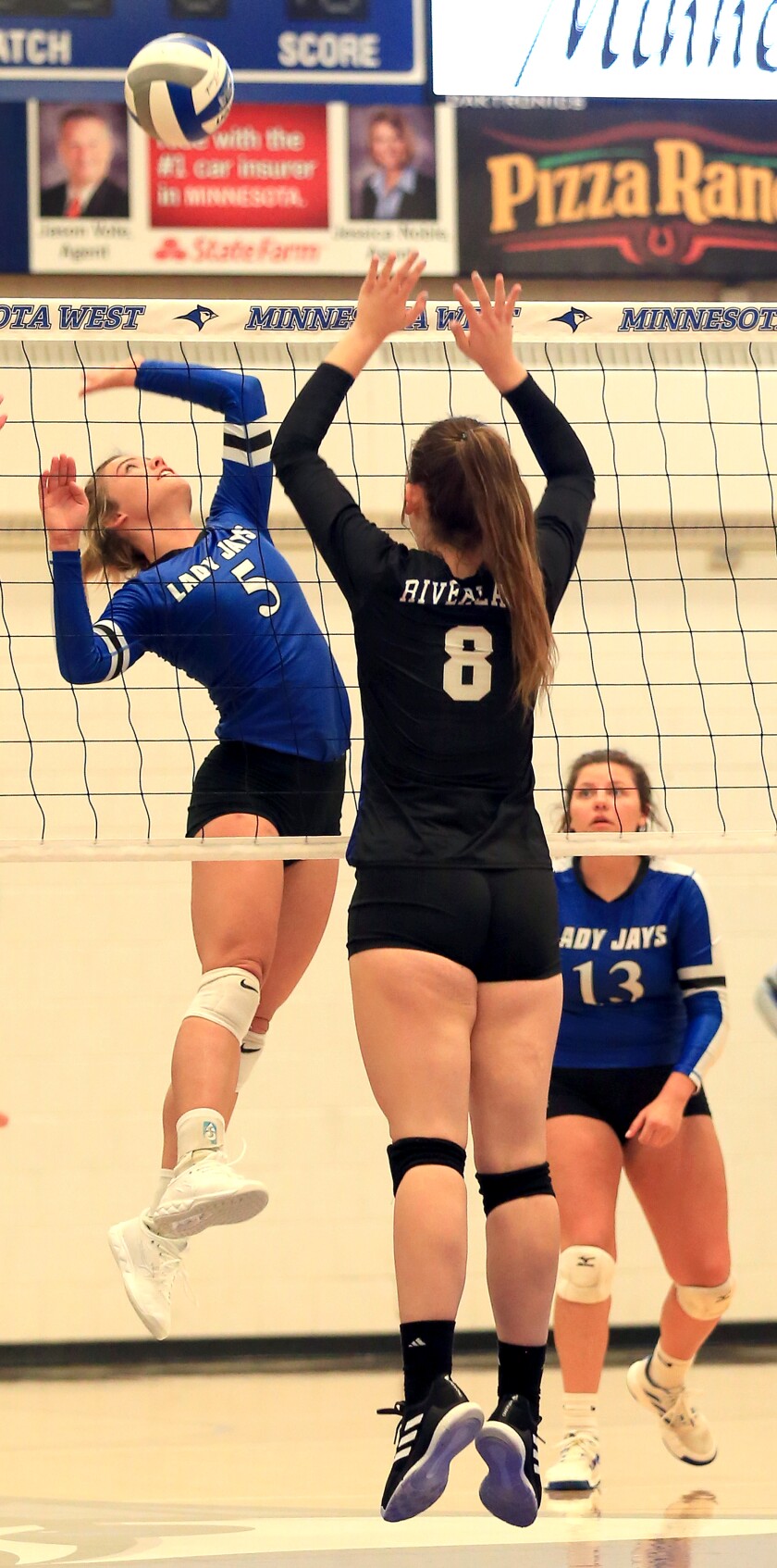 092221 N DG Minnesota West Volleyball vs Riverland S3.jpg