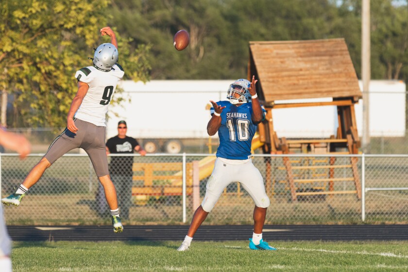 9-2-22PrepFootballClark-Willow LakevsBridgewater-Emery-Ethan-37.jpg