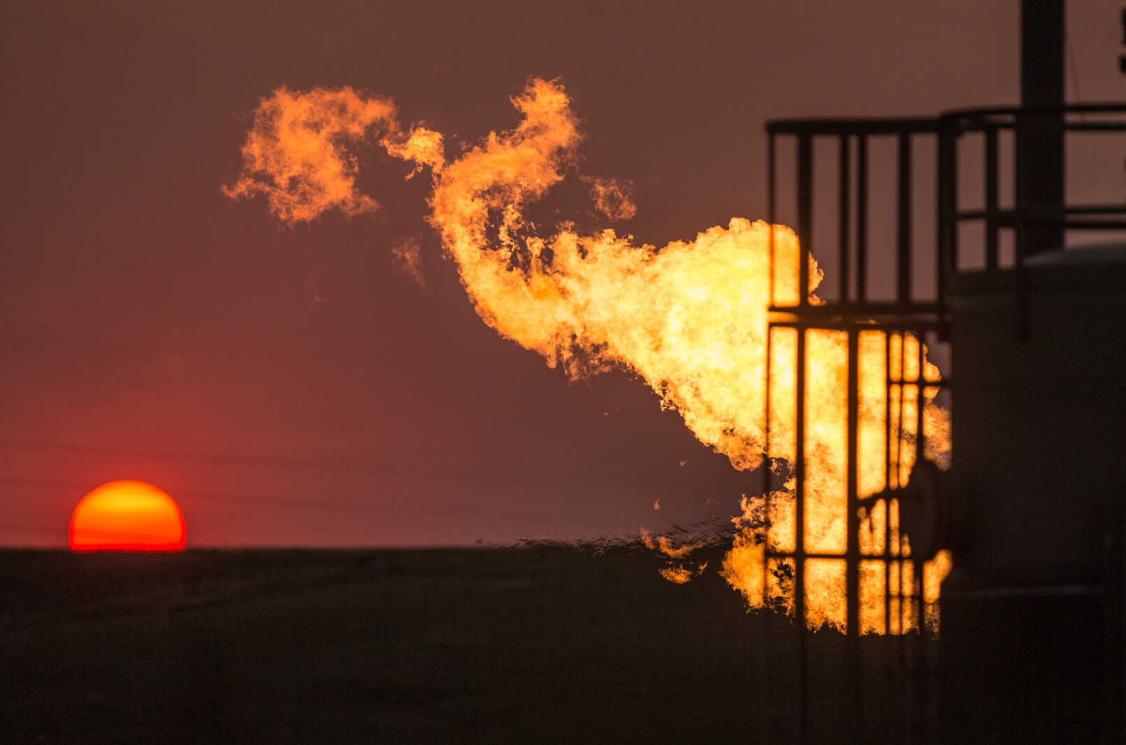 Pipe sizes on proposed Bakken East gas line upgraded, prompting optimism down the line