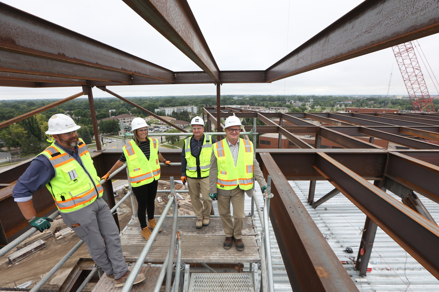Altru shows off new hospital structure, which rises 7 stories above ...