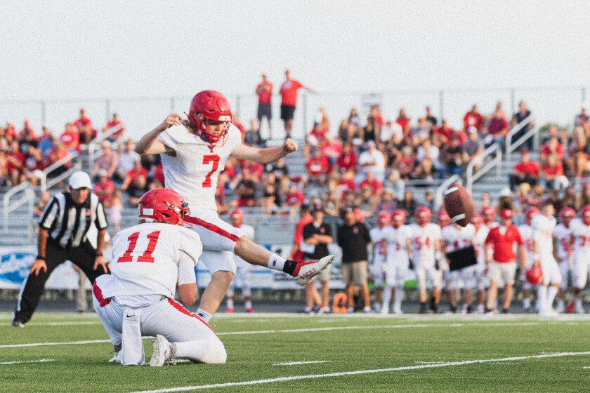 8-26-22FootballMitchellvsYankton-14.jpg