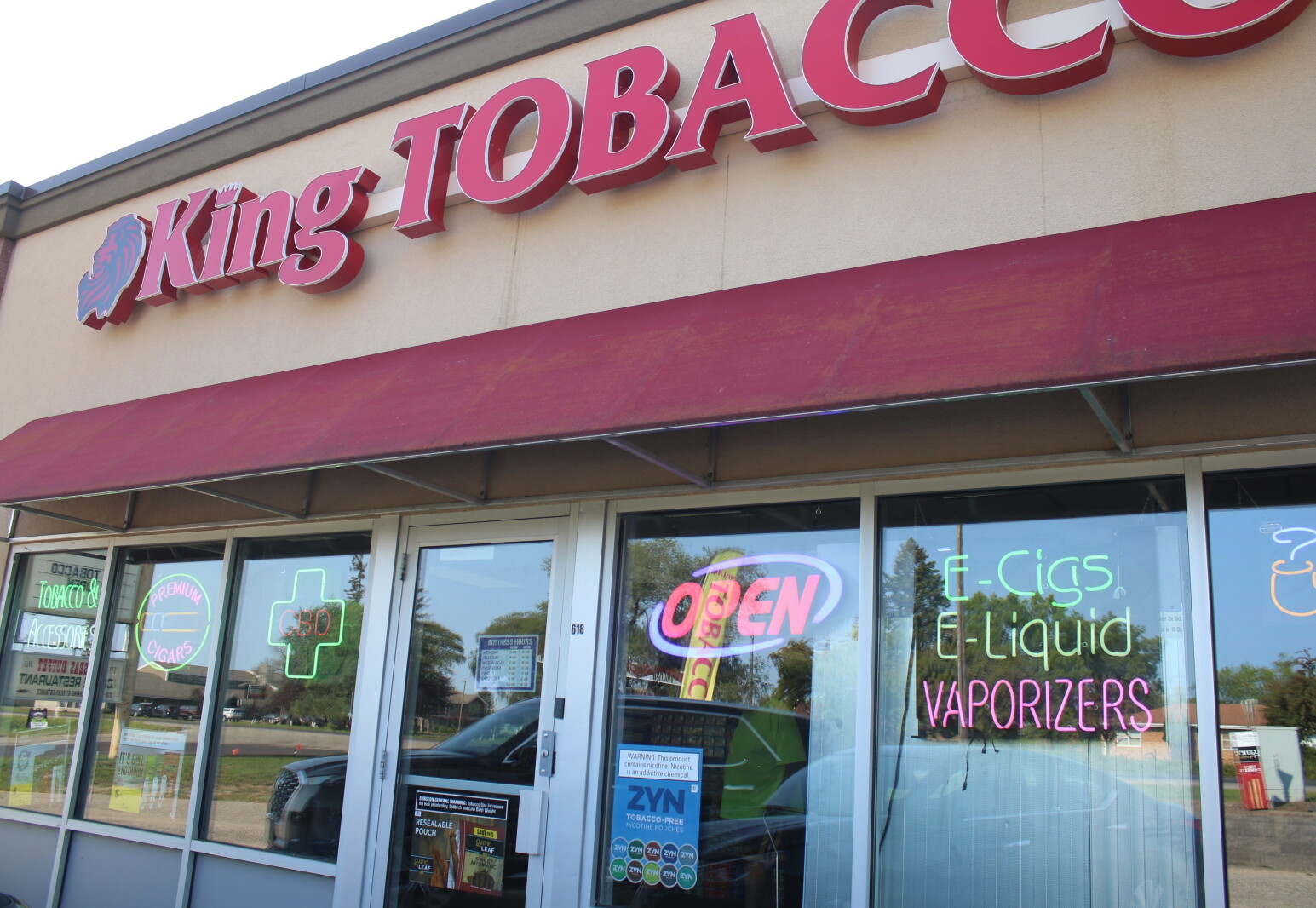 kings tobacco judsonia ar King Tobacco, 2800 Grand Ave, Fort Smith, 72901, US KING TOBACCO VAPE SMOKE SHAP