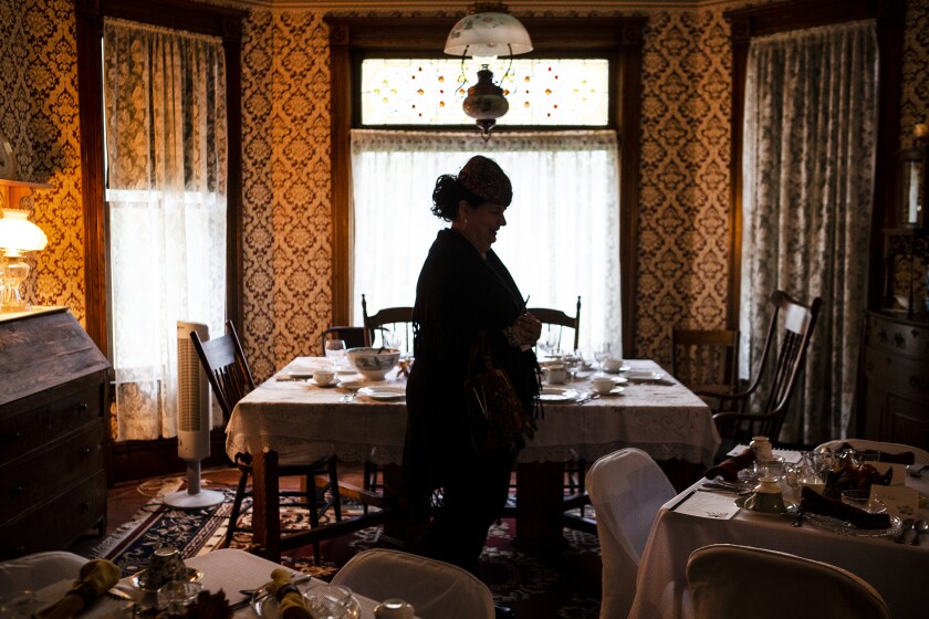Tea at the Sperry House 001.jpg