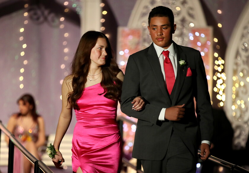 Prom Forum Photos: Superior High School celebrates prom - Superior Telegram | News ...