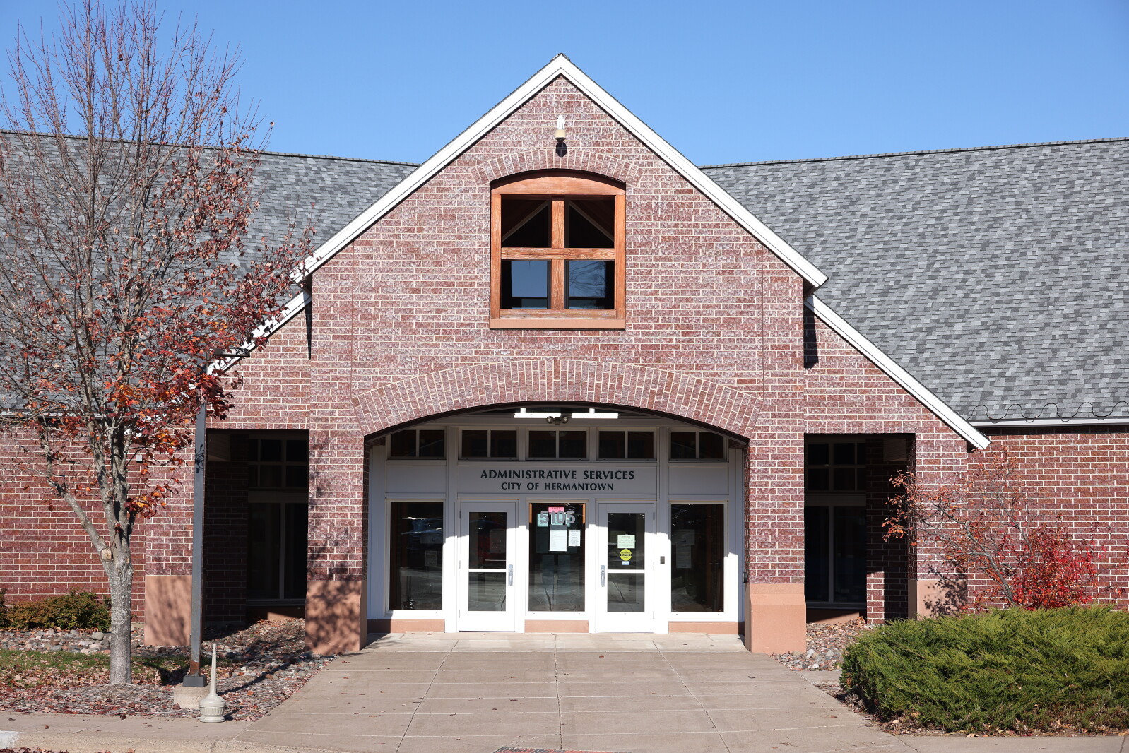 Bset Council Data center debate shapes Hermantown City Council race - Duluth News ...