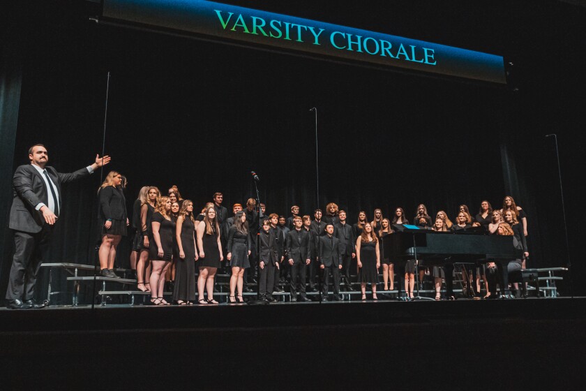MHSChoir-NBandSpringConcert-11.jpg