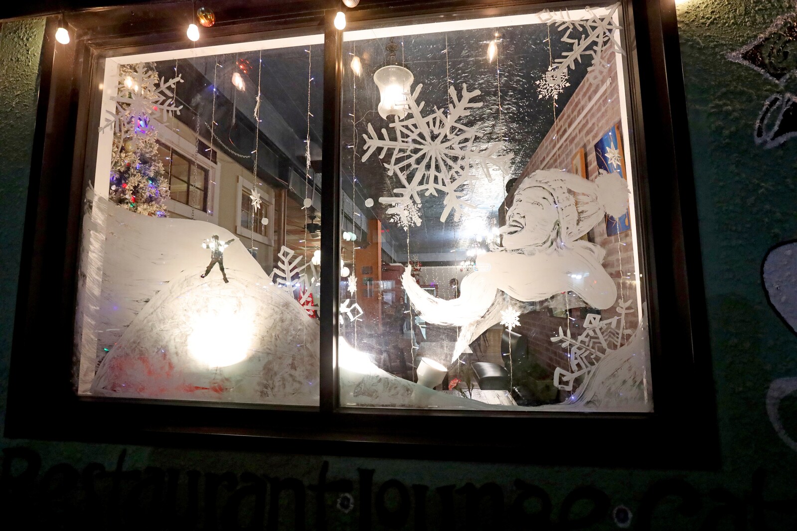 Hometown Holidays Window Walk and Tree Lighting Gallery (22).jpg