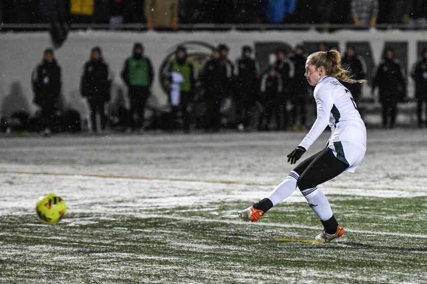 112322.S.BP.BSUWSOC Halle Peterson.jpg