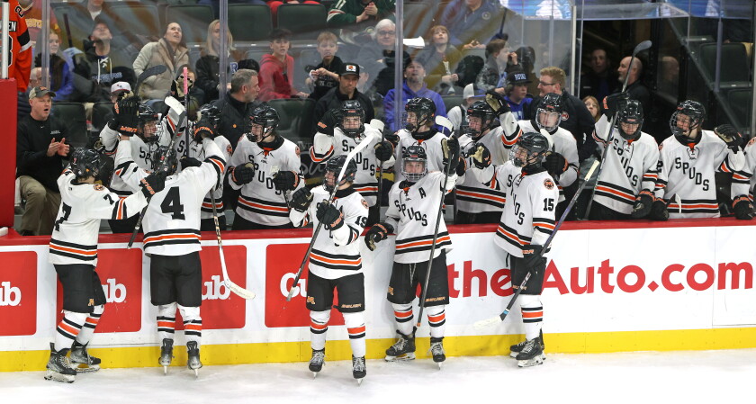 030725.s.ff.spuds.state.hockeyg1
