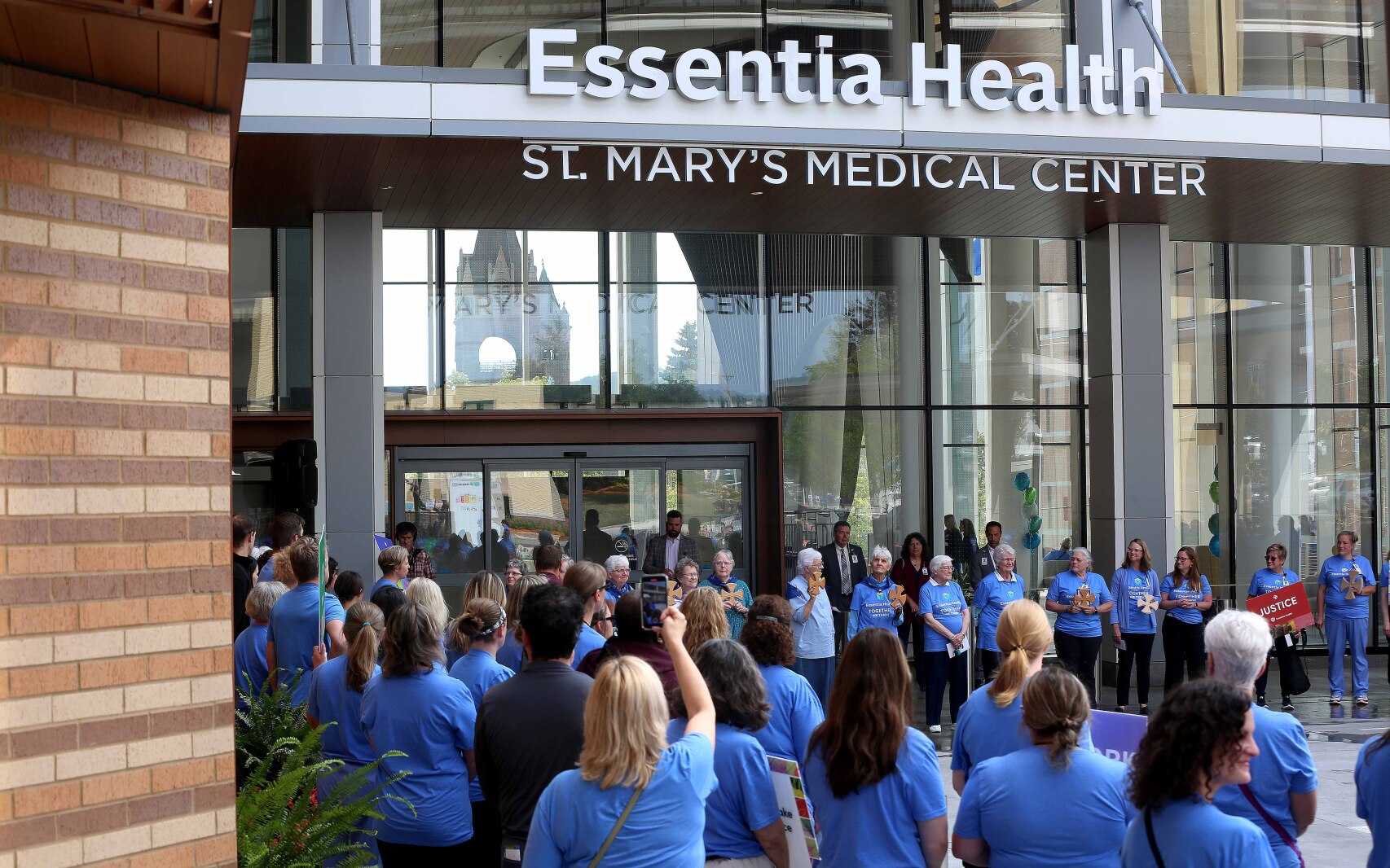 Essentia Health Prepares To Move Into 900 Million Duluth Facility essentia-health-prepares-to-move-into-900-million-duluth-facility