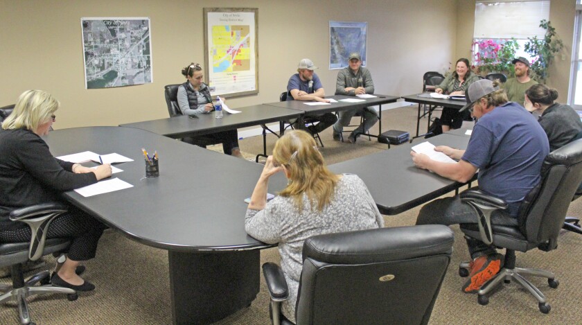 051122.N.PRE.NevisCouncilWorkshop4035.jpg