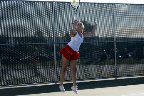 092722.S.WCT.CARDINALS.GIRLS.TENNIS.HOFFMANNSERVE.jpg