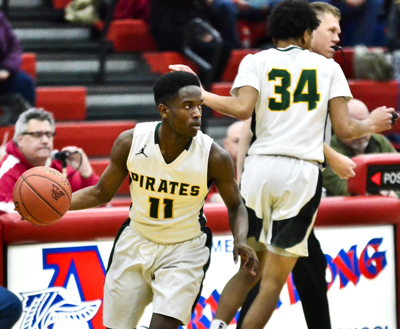 Minnesota point guard picks DWU men's basketball team Mitchell