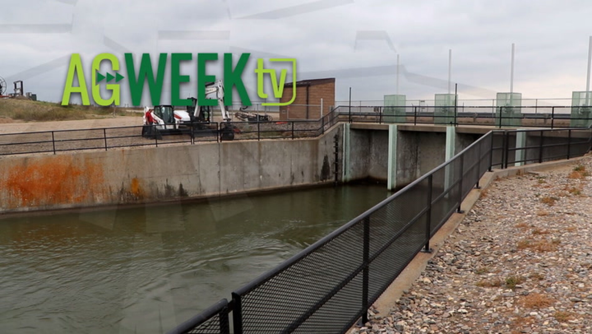 Drought reignites irrigation from the Missouri River Garrison Diversion Project's McClusky Canal