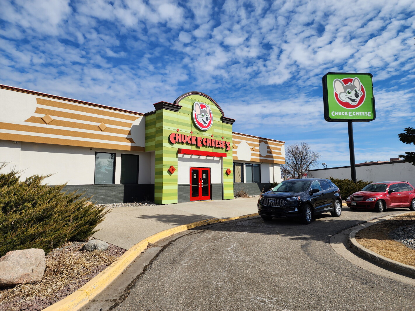 Chuck E. Cheese is coming back, but this time he'll be in West Fargo