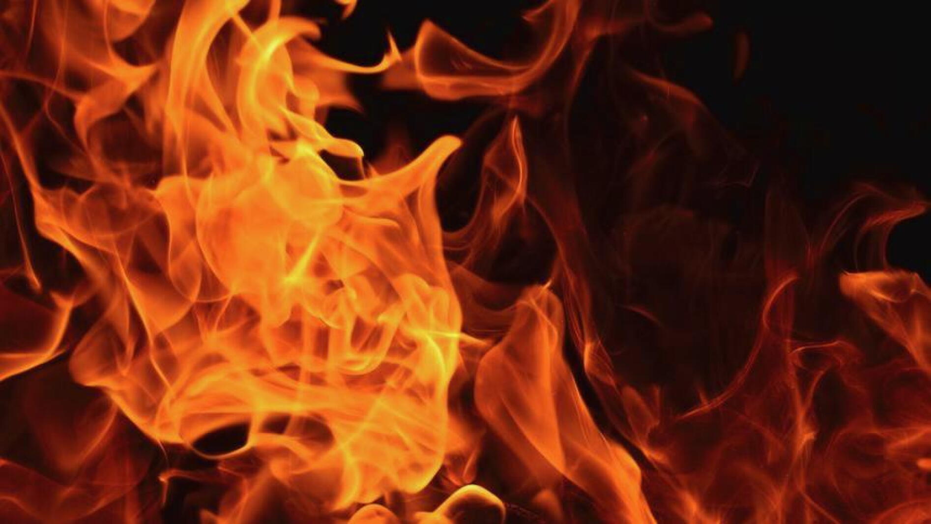 Barn Explodes Hog barn explosion sparks fire near Letcher - Mitchell Republic | News ...