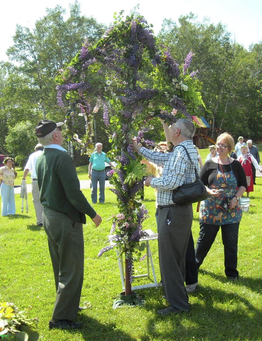 903644+0615 Midsommar Fest_2010_4.jpg