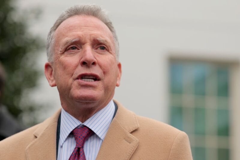 Cal Thomas: Who holds the cards in Ukraine? Probably Putin.