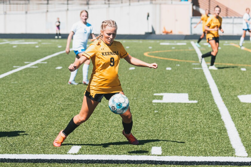 9-3-22GirlsScoccerMitchellvsDouglas-21.jpg