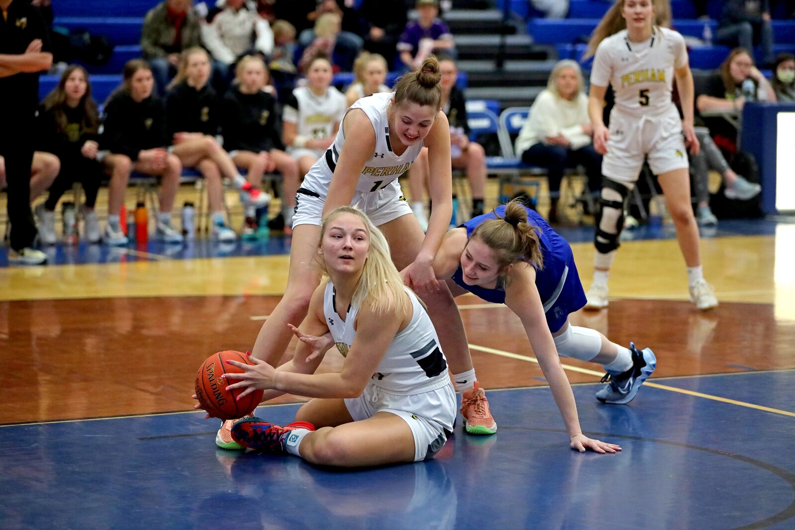 Brainerd girls basketball vs Perham