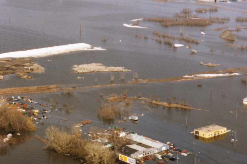 97Flood_Moore1.jpeg