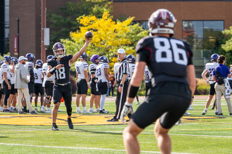 Riley Grossman Leads UMD to 27-12 Win Over University of Mary