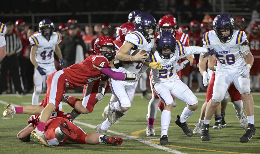 Grand Forks Red River football advances to state semifinals for first