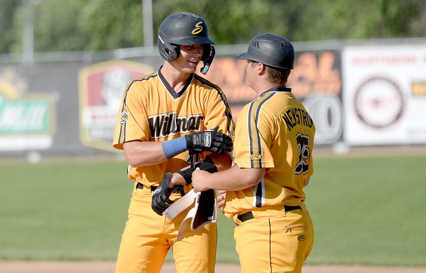 062022.S.WCT.Willmar Stingers base Drey Dirksen.jpg