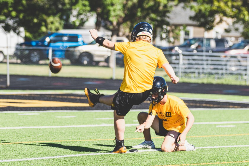 8-8-22HighSchoolFootballPracticeMitchell-11.jpg