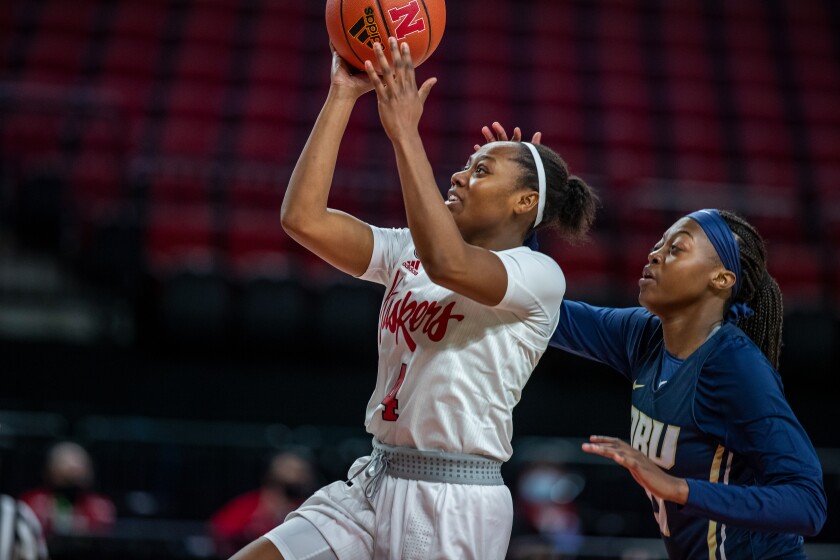 Haiby, Sam WBB vs Oral Roberts-SB 1864.jpg