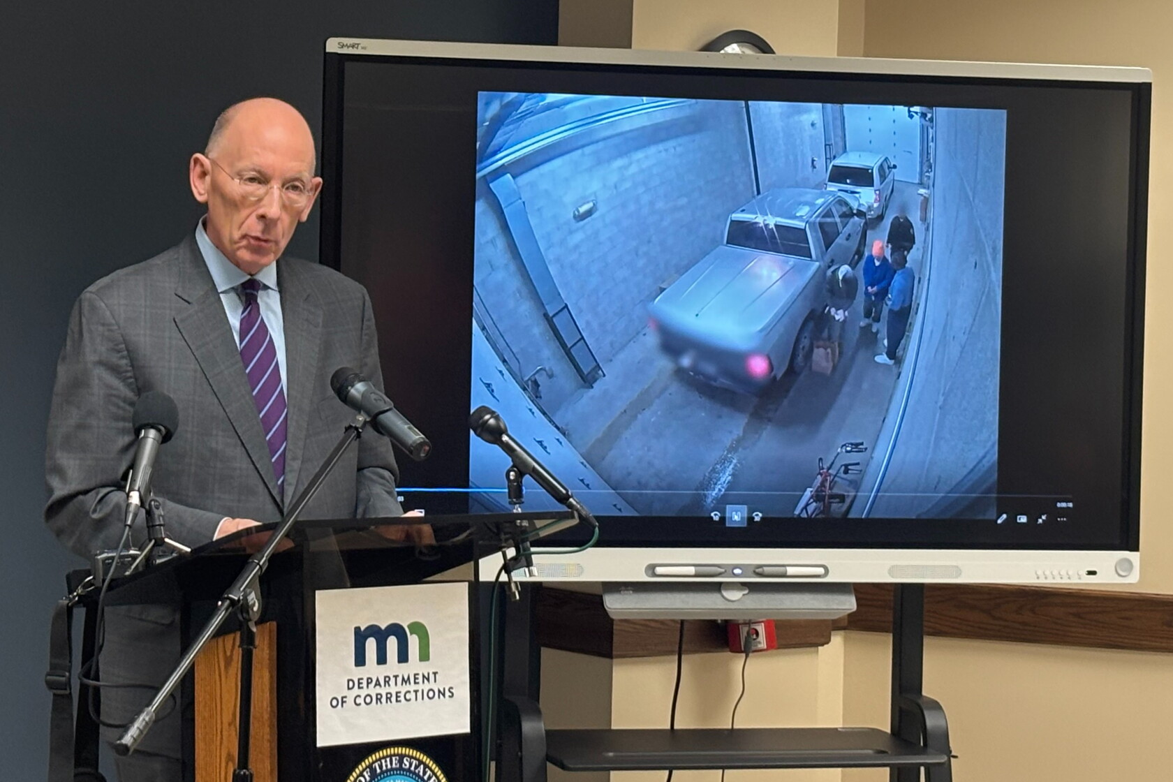 Communication In Prison Homeland Security vastly overstating jail and prison immigration holds ...