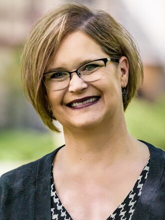 Catherine Davis headshot.jpg