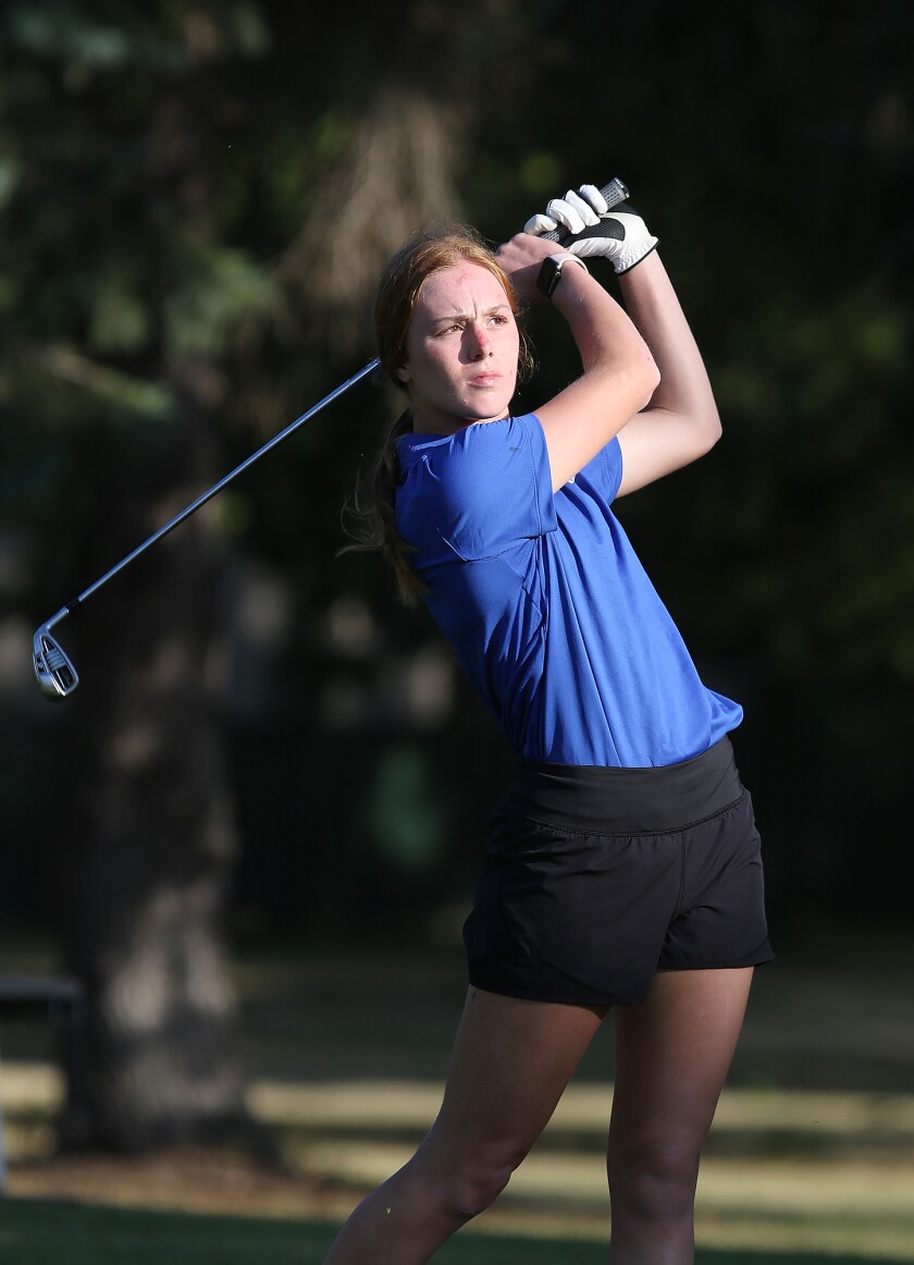jhs girls golf sorlie 081622.jpg