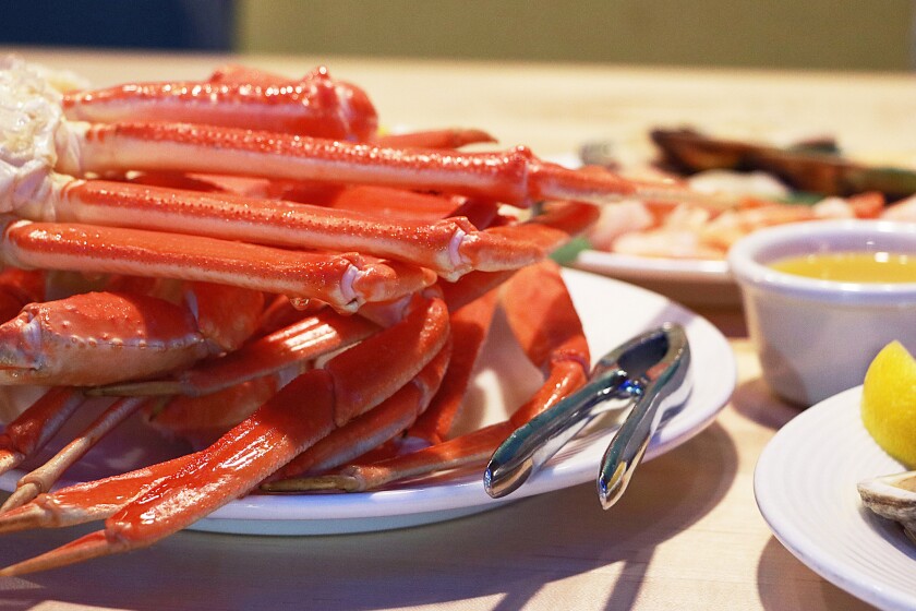 Holly Ebel Get Hooked On This Seafood Buffet Post Bulletin Rochester Minnesota News Weather Sports