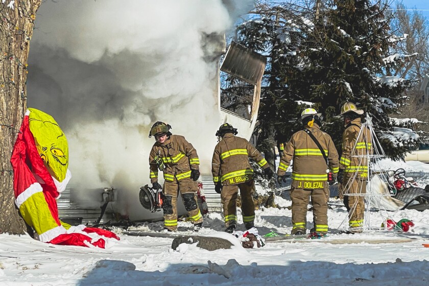 12-18-22MitchellTrailerFire-10.jpg