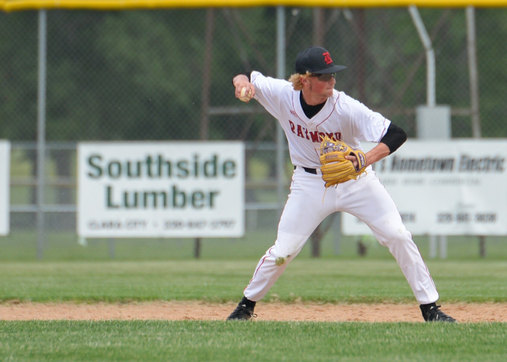 Amateur baseball roundup: Raymond Rockets pitch well, hit well - West ...