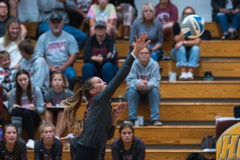 9-15-22PrepVolleyballCorsica-StickneyvsEthan-13.jpg