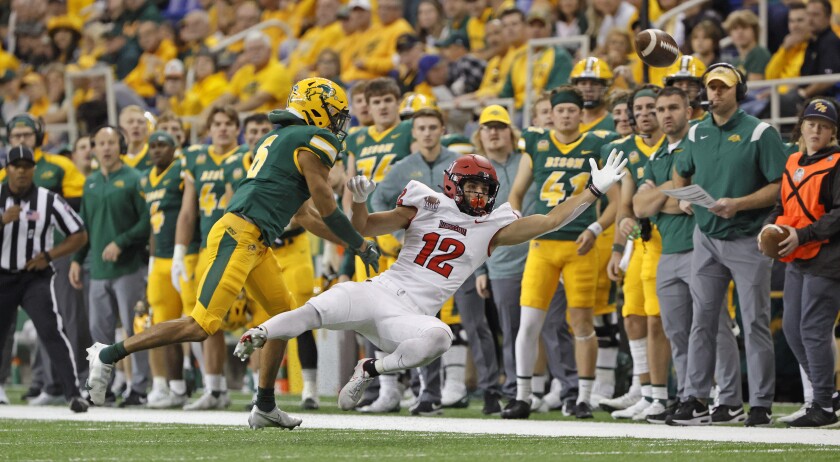 103022.S.FF.NDSUfootball
