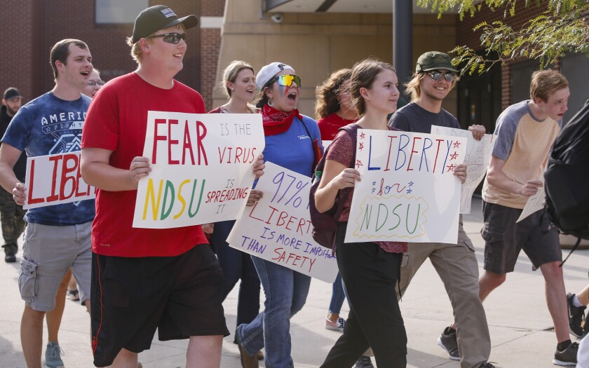 082821.N.FF.NDSUMASKS.5.jpg