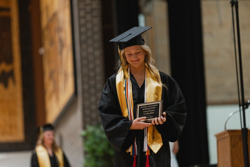 5-21-23MHSGraduation-20.jpg