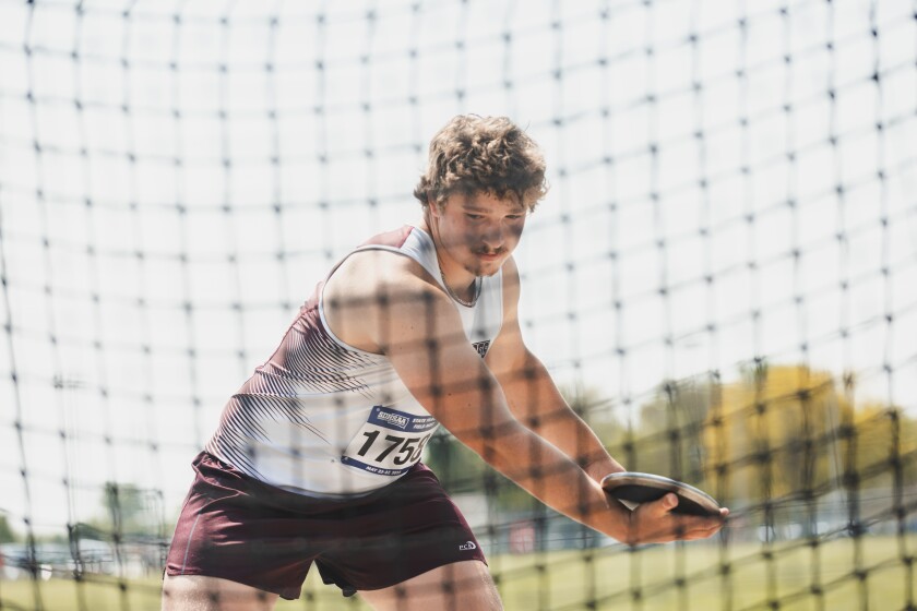 5-25-23StateTrackandFieldDay1-18.jpg