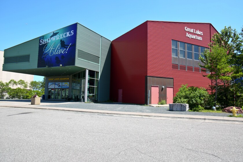 1892563+072615.N.DNT_.Aquarium2.jpg