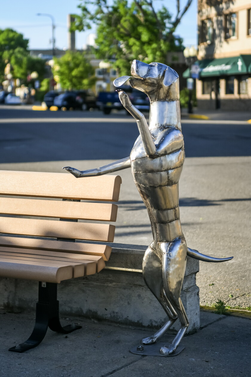 061726.N.BP.SCULPTUREWALK - Good boy.jpg