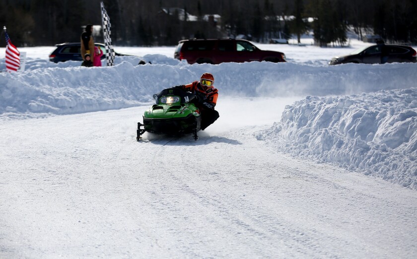Photos and video: Snowmobile racing with Kids Championship Power Racing ...