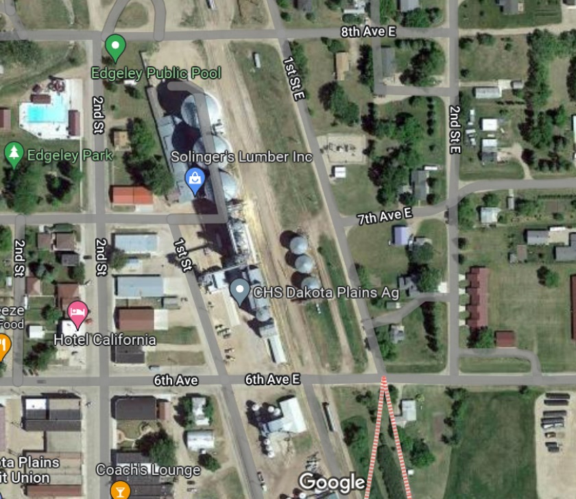 Edgeley grain elevator fire.png