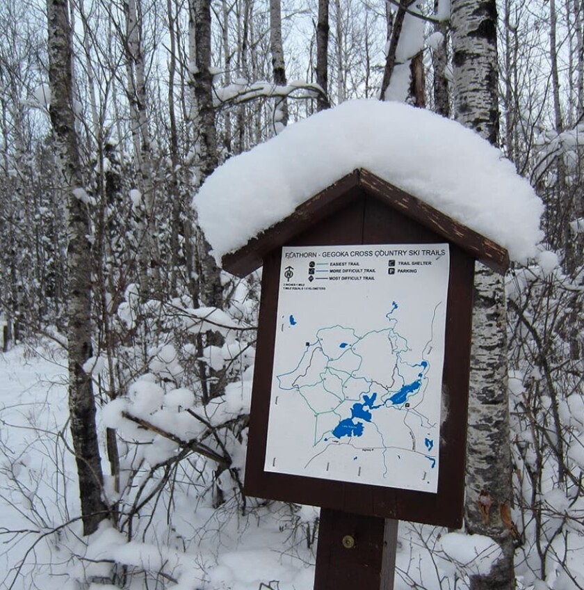 Flathorn-Gegoka Trail signs