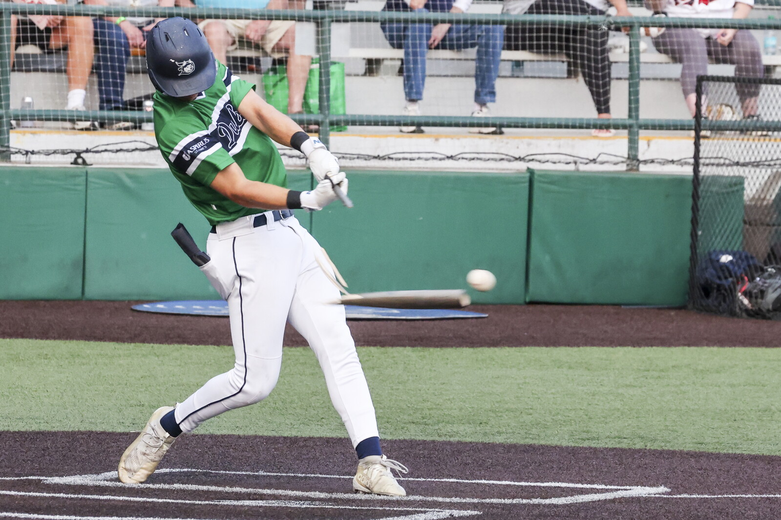 Huskies routed in 2026 season finale