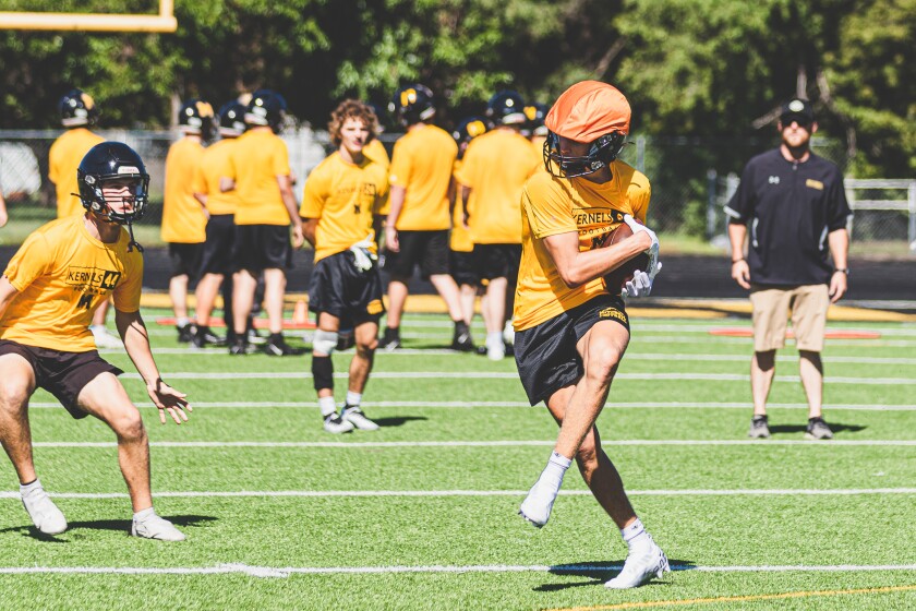 8-8-22HighSchoolFootballPracticeMitchell-41.jpg