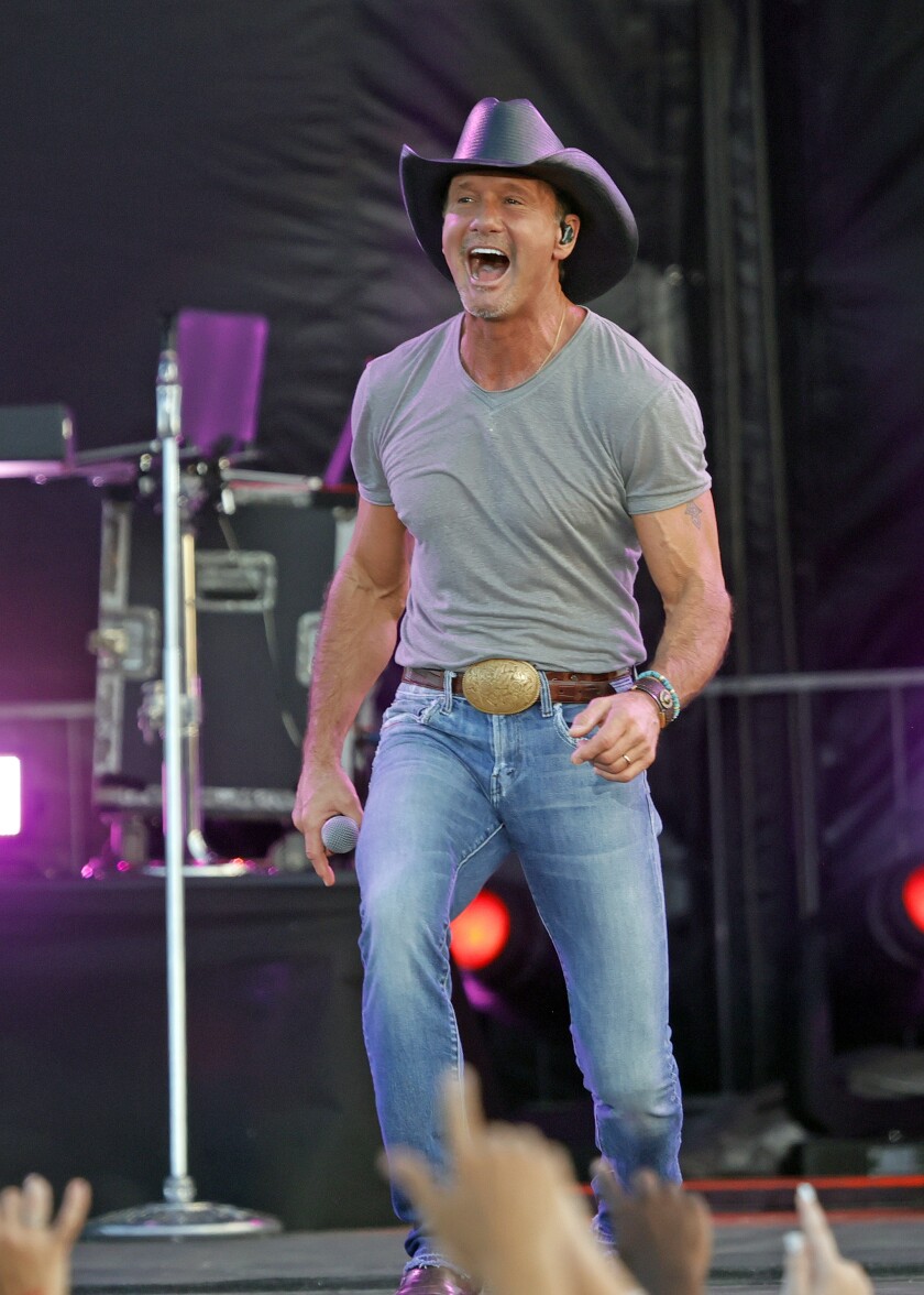 071022.N.FF.TimMcGraw