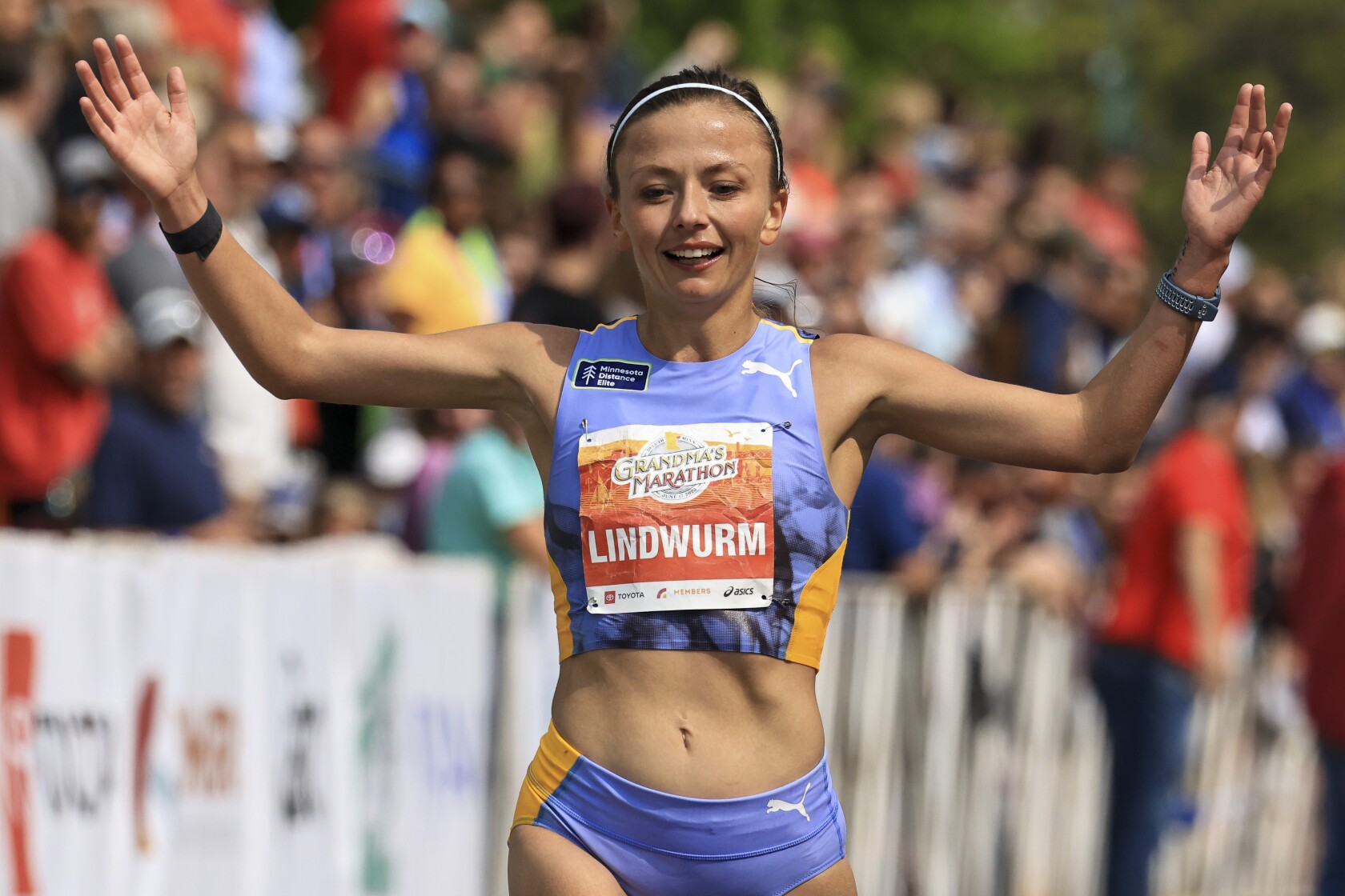 First-time marathon runner tops two-time defending champ to win Grandma ...